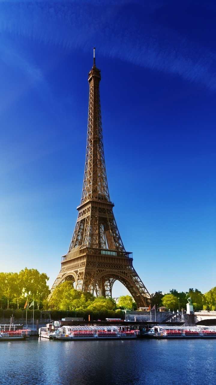 Eiffel Tower Paris for 720p HD Smartphones resolution
