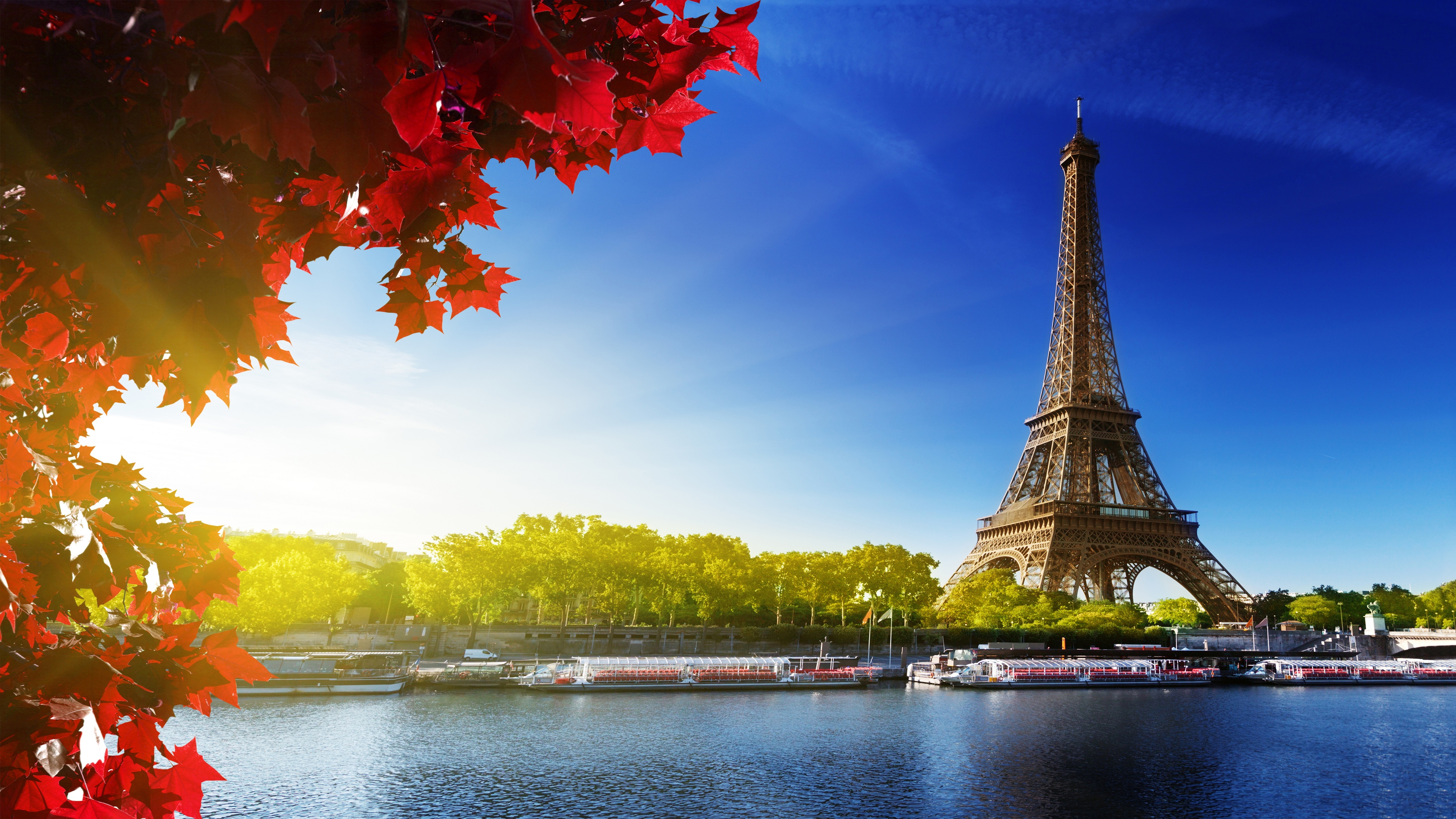 Eiffel Tower Paris for 7680 x 4320 8K Ultra HD resolution