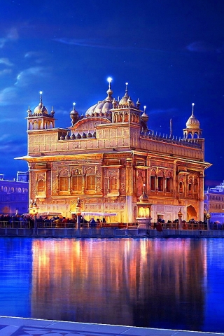 Golden Temple Amritsar India for 320 x 480 Phones resolution