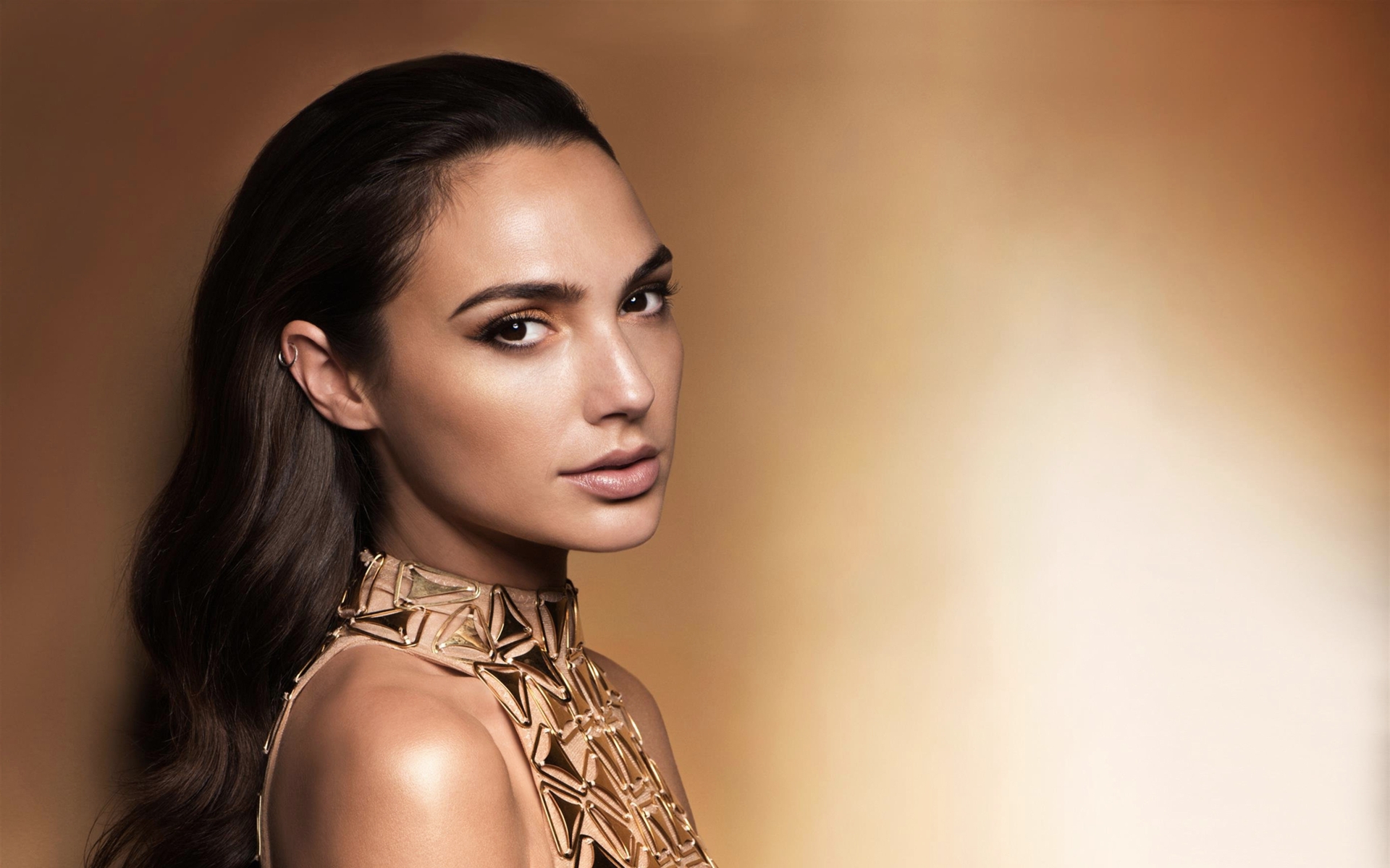 Gorgeous Gal Gadot for 1920 x 1200 widescreen resolution